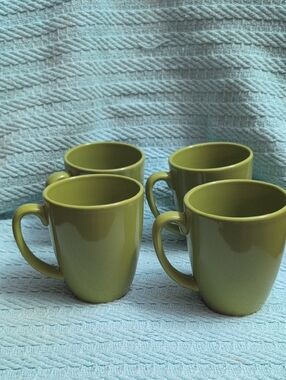 Corelle Lime Green Stoneware Mugs Set Of 4